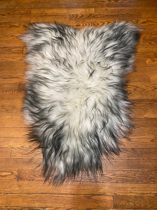 The All-Purpose, Bring-It-Everywhere Sheepskin