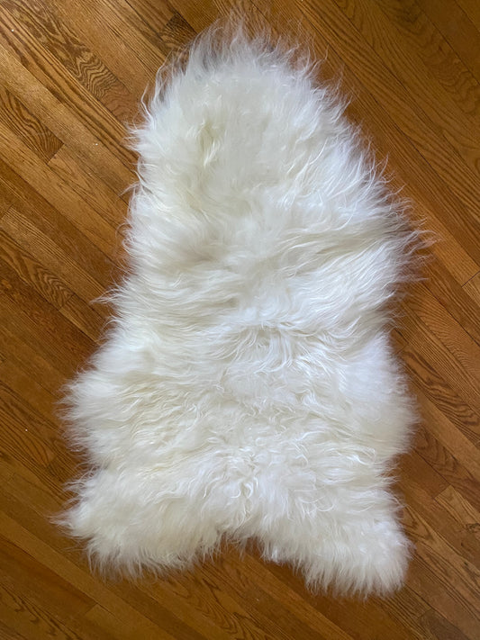 White Icelandic Sheepskin