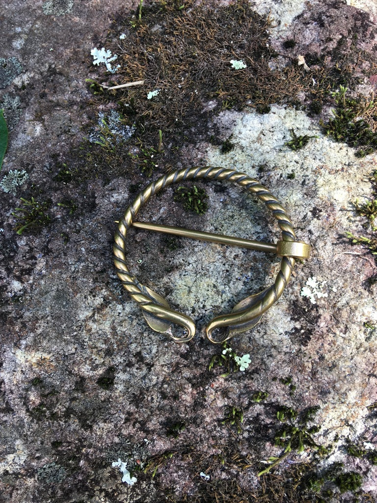 Simple Leaf Viking Penannular Brooch