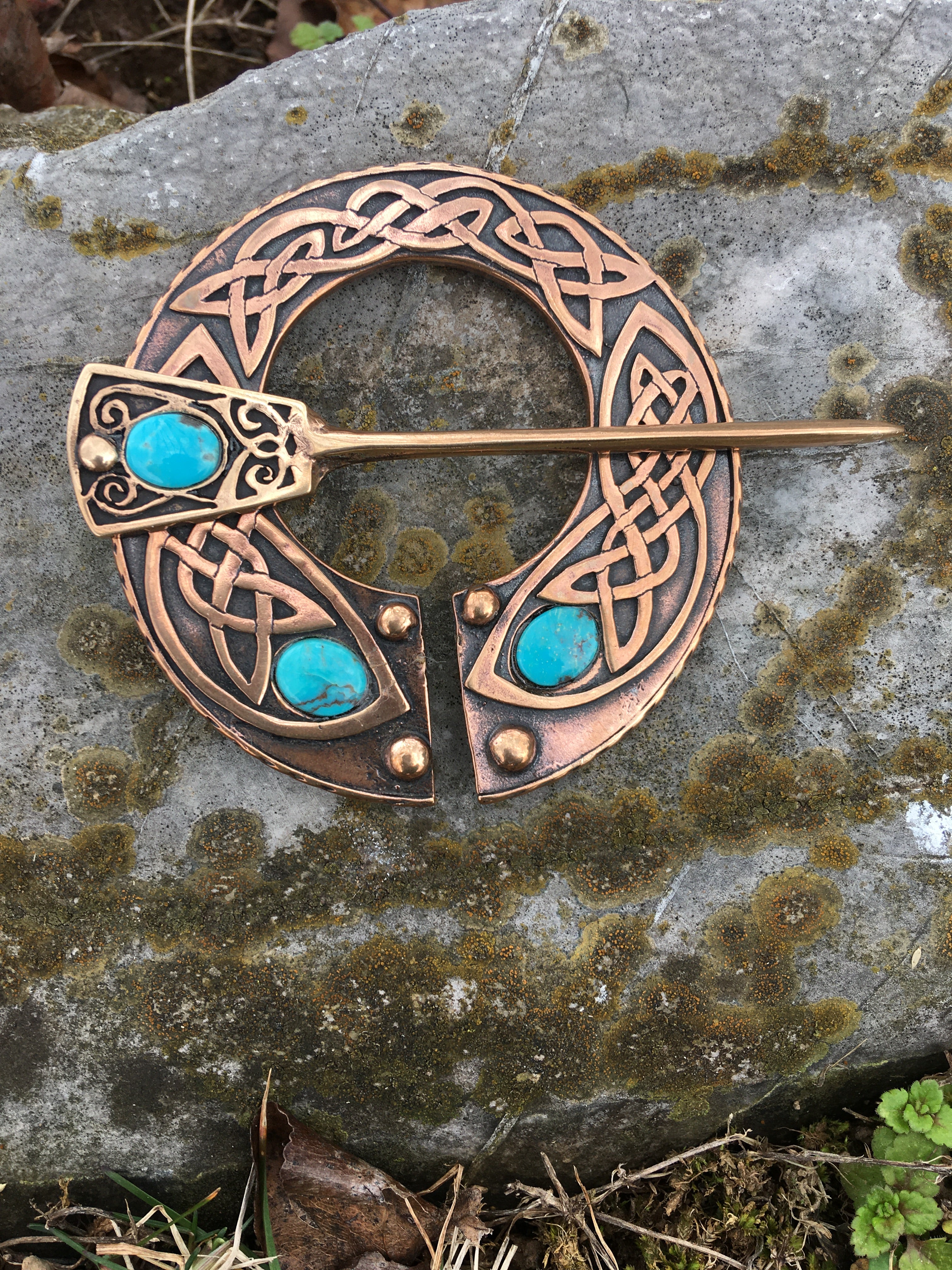 Celtic Knot Shawl Pin Garnet