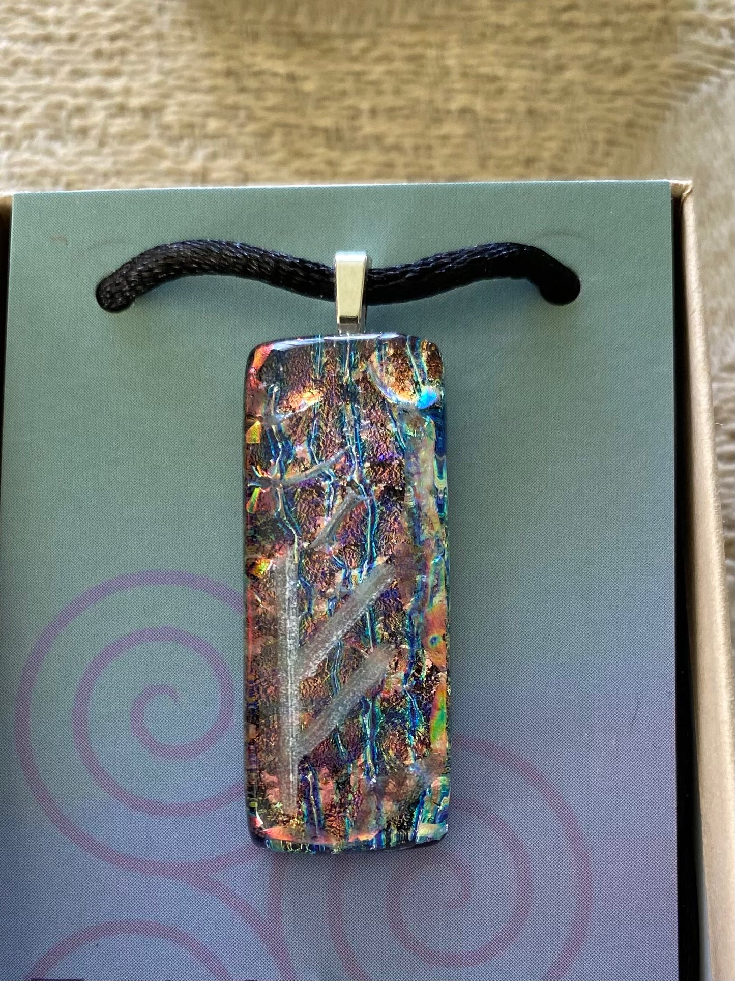 Rune of Prosperity Dichroic Glass Pendant Feyhu