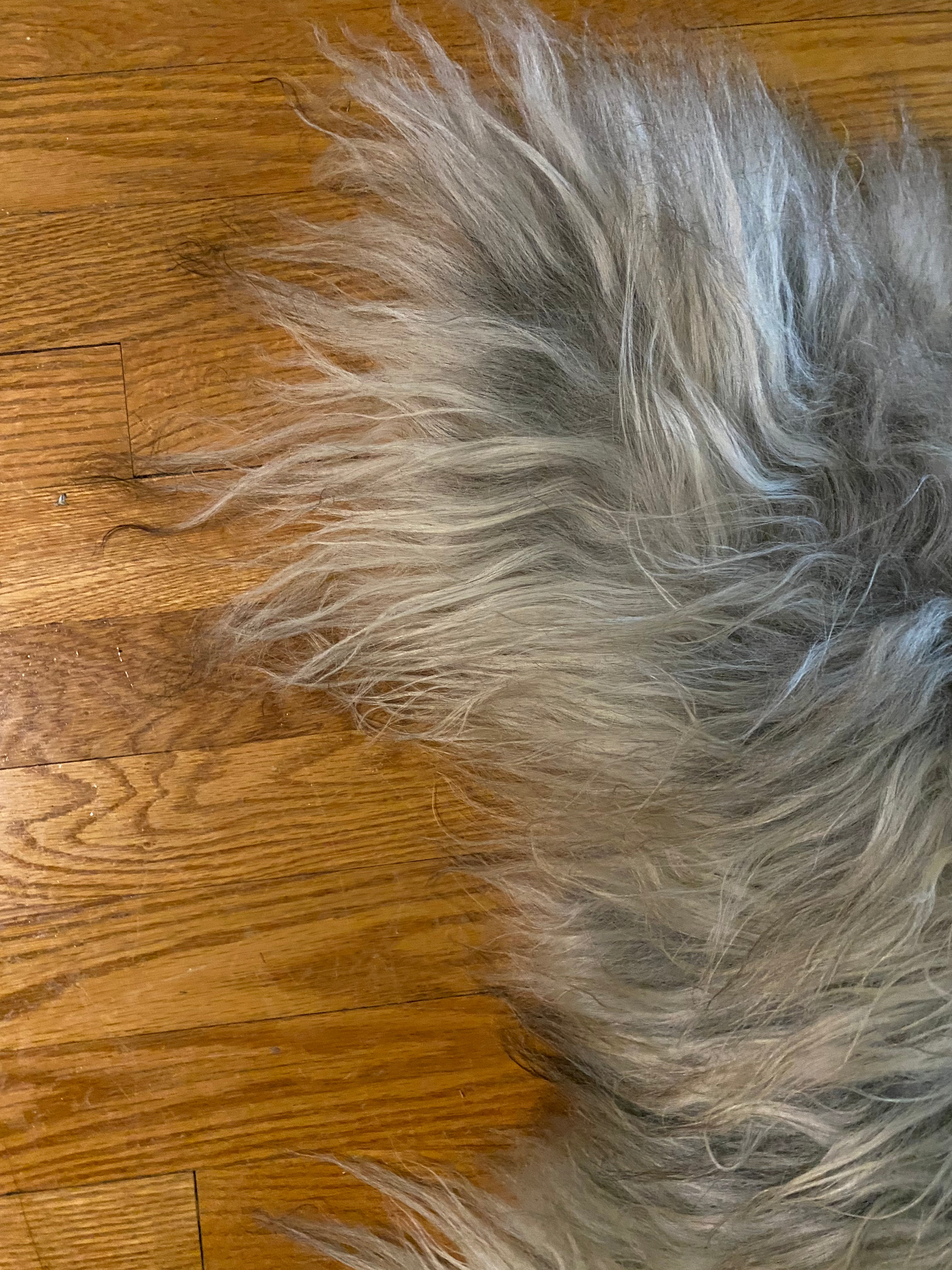Silver Icelandic Sheepskin