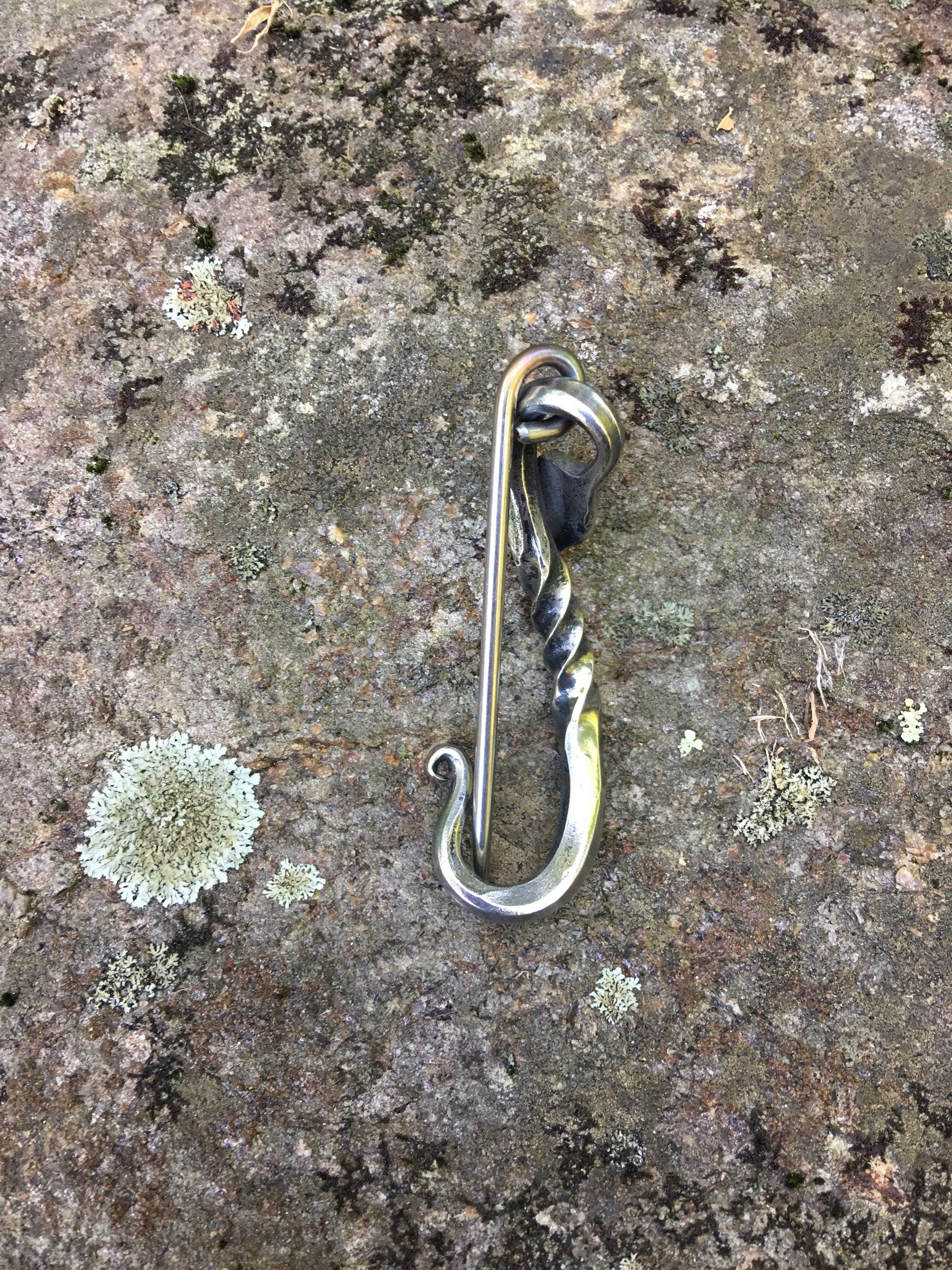 Leaf Fibula Brooch