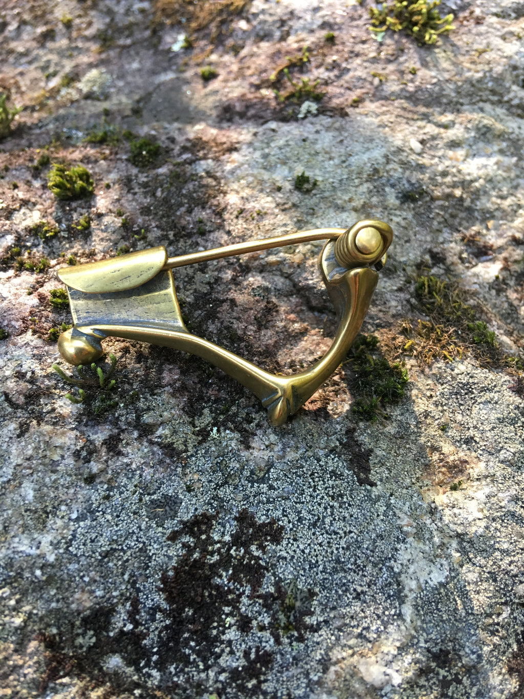 Kraftig Fibula Brooch