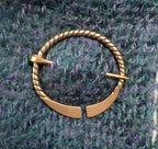 Simple Twist Shawl Pin